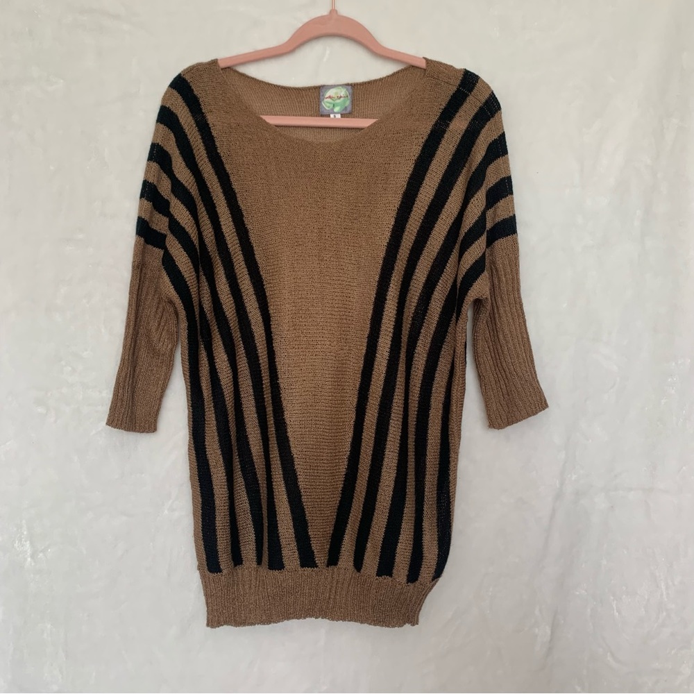 Stem & Vine Thin Sweater
